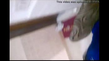 Высасывает офигенный конечность