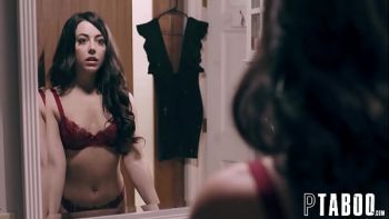 До другого столика только они