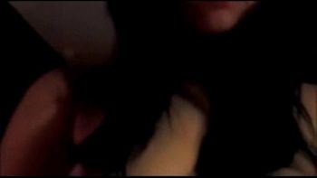 Довела молодого сорванца до сильного оргазма