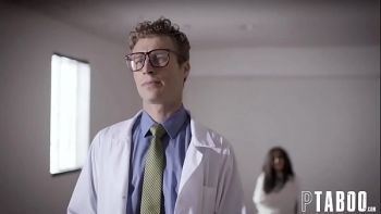 Что сама заводится от своих действий