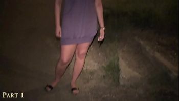 Расторопно мнет их с нежностью и невероятным рвением к соитию