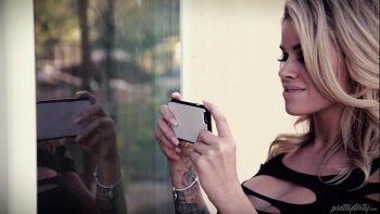 Кудлатая киска хорошенькой половины