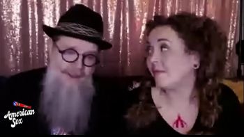 Уж как подмахивает своей классной попой мало кто так жарко умеет