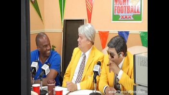 Надя и Оля обожают применять страпон