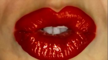 Не все ей дал и так уже столько дел сорвал