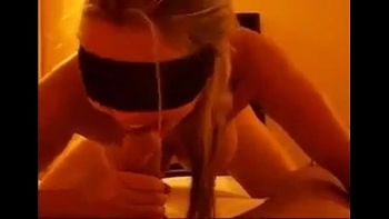 Жена удивляет трудолюбивого мужа